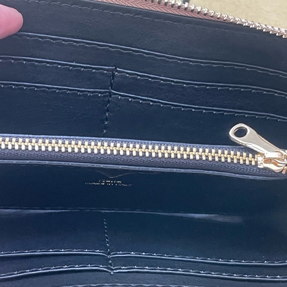 Versace Leather Wallet - Picture 11 of 11